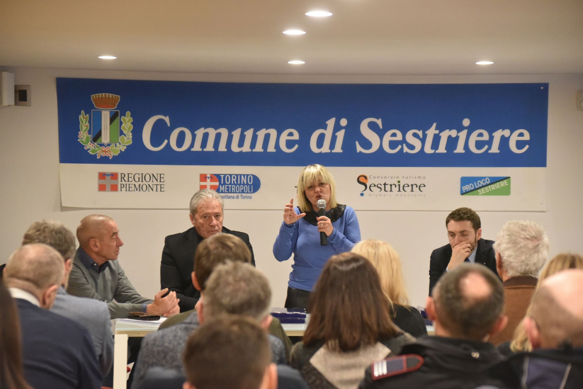 Sindaci e amministratori dell’Unione Montana Via Lattea per un incontro sul territorio in avvio di stagione invernale